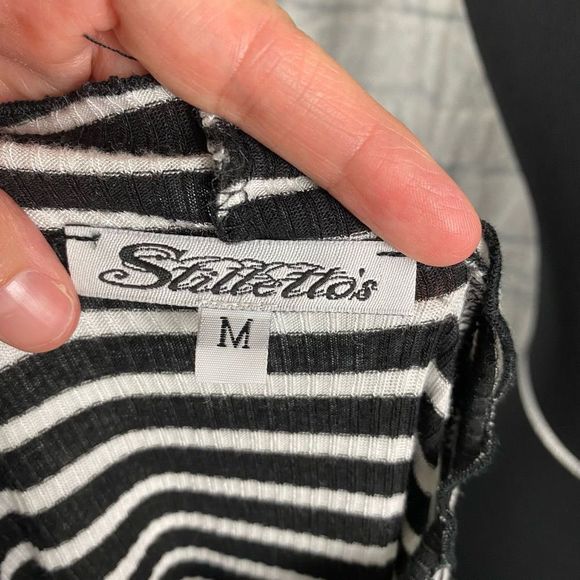 Stiletto’s mock turtleneck short sleeve ribbed stripe B&W mini dress sz M - Picture 10 of 11